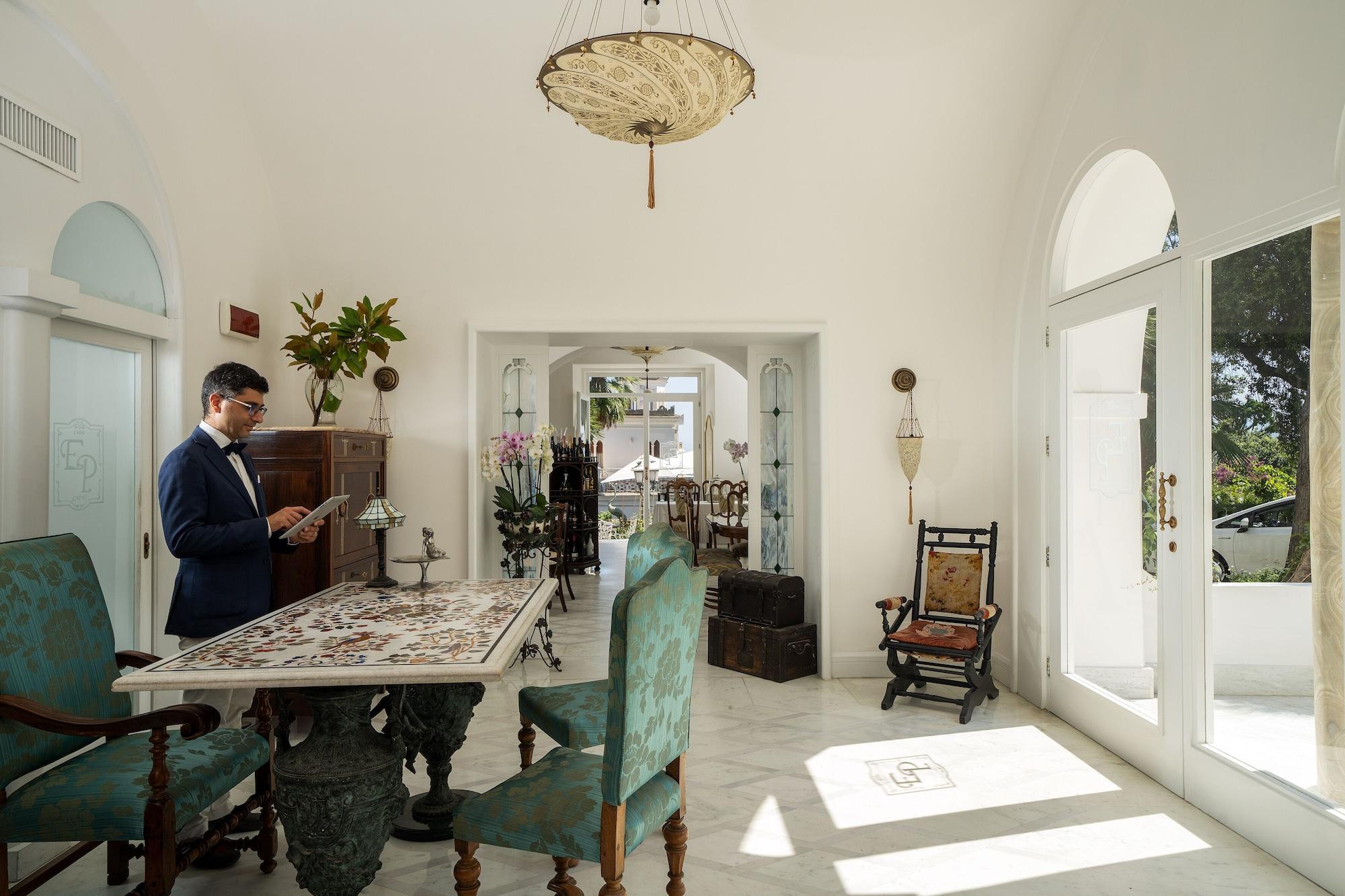 Vista Lobby Luxury Villa Excelsior Parco