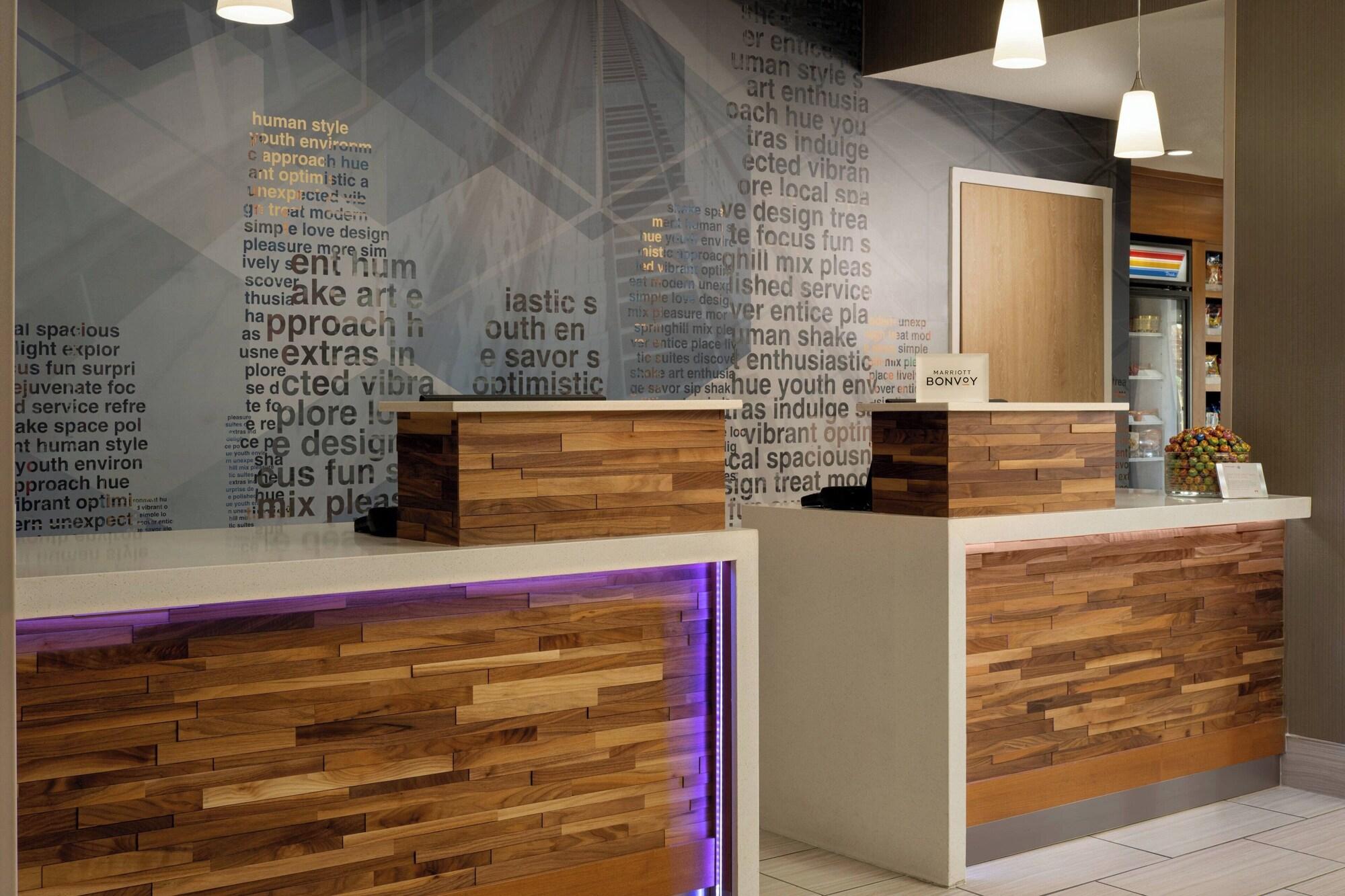 Vista Lobby SpringHill Suites Dallas Arlington North