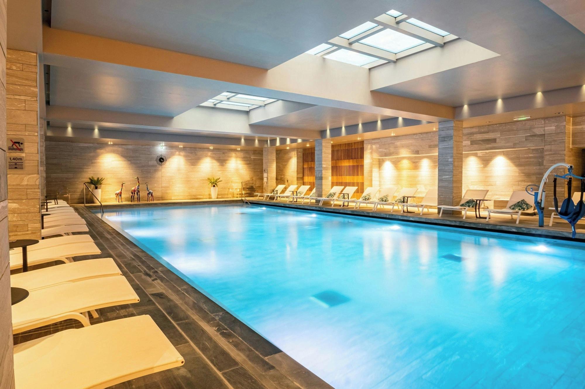 Vista Piscina Hotel de Bourgtheroulde, Autograph Collection