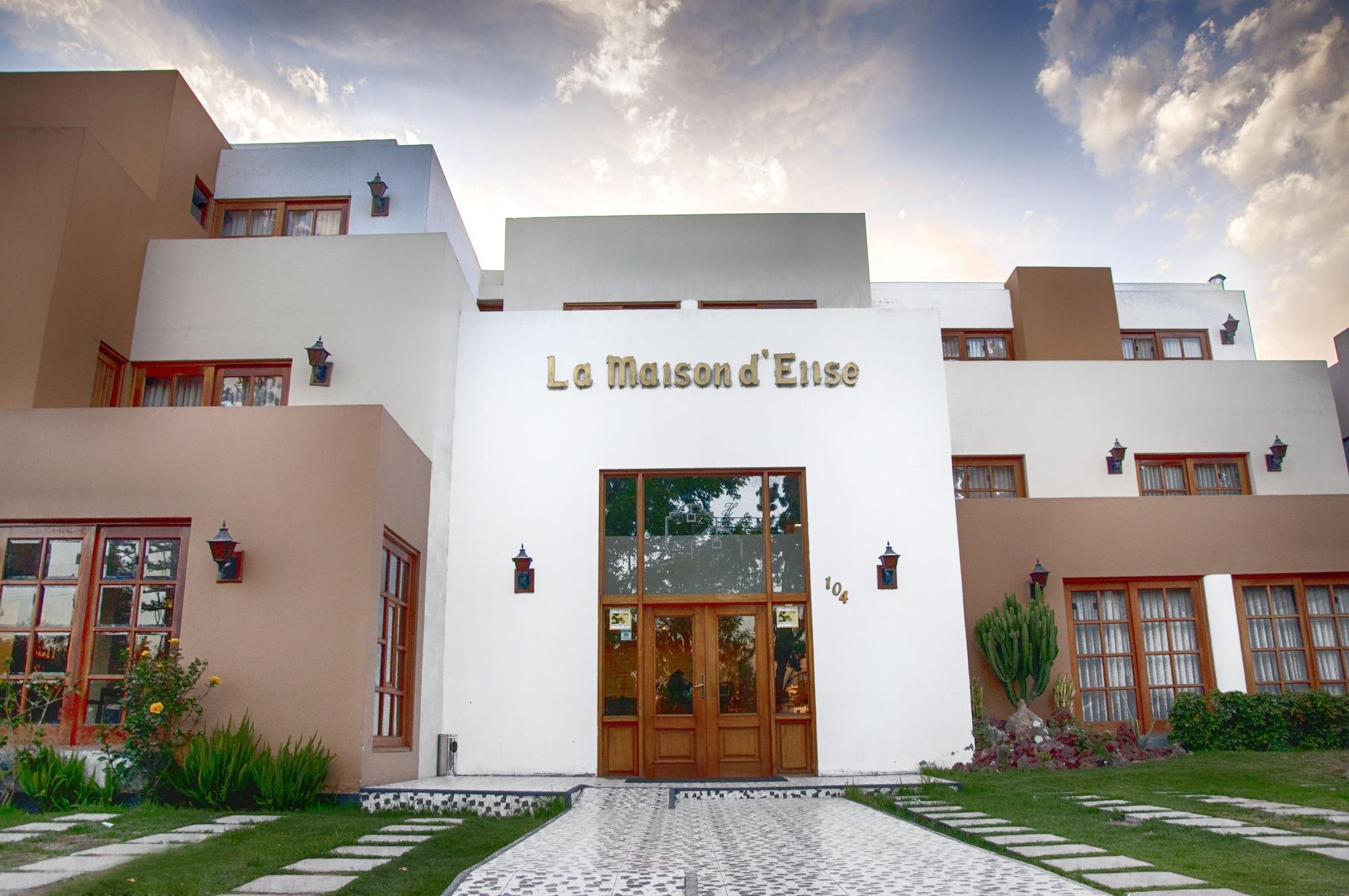 Vista Exterior La Maison d'Elise