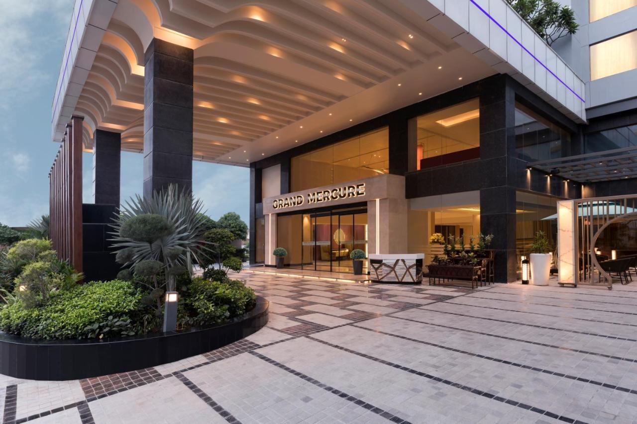 Vista Exterior Grand Mercure Agra