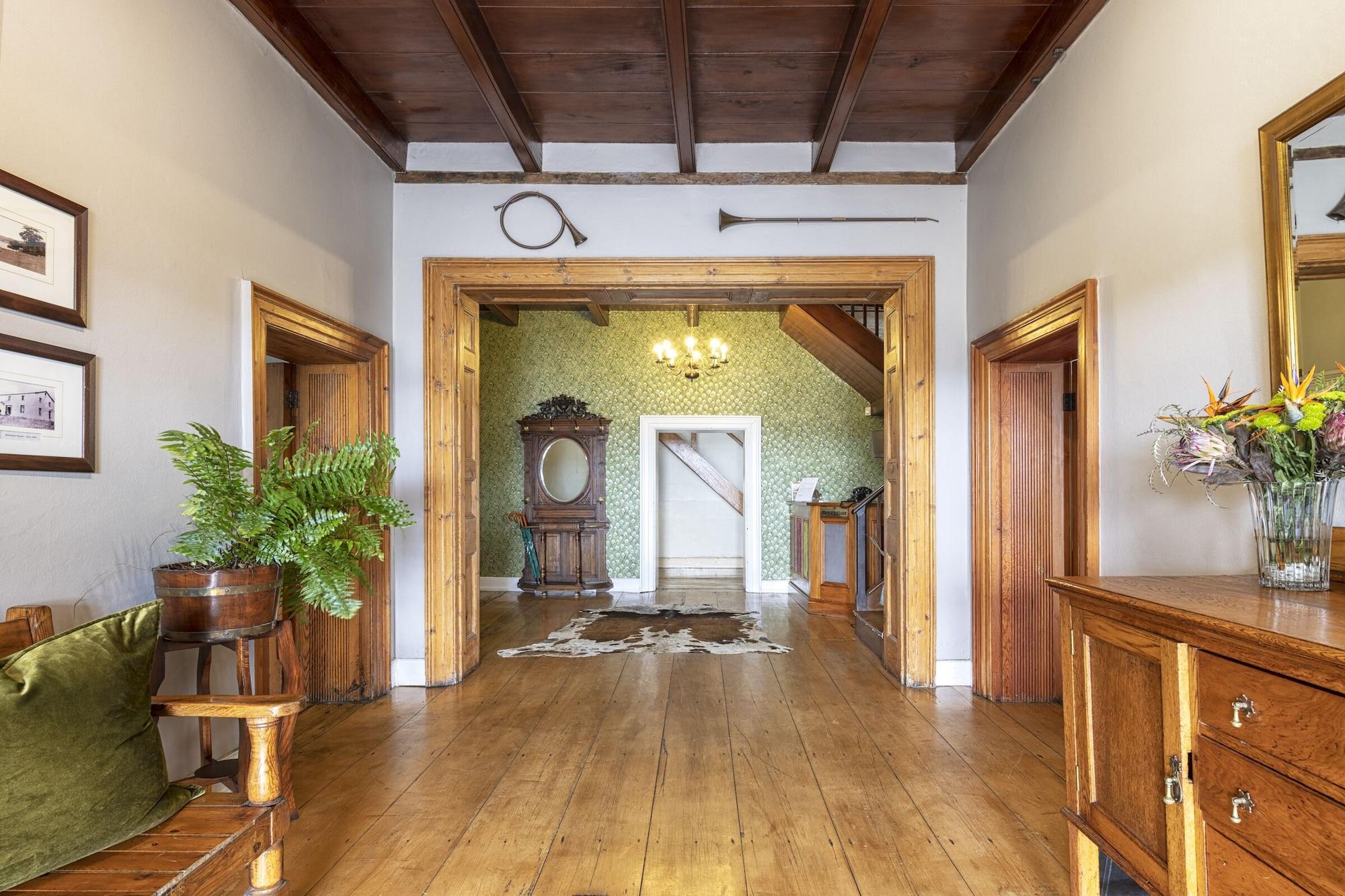 Vista Lobby Belvidere Manor