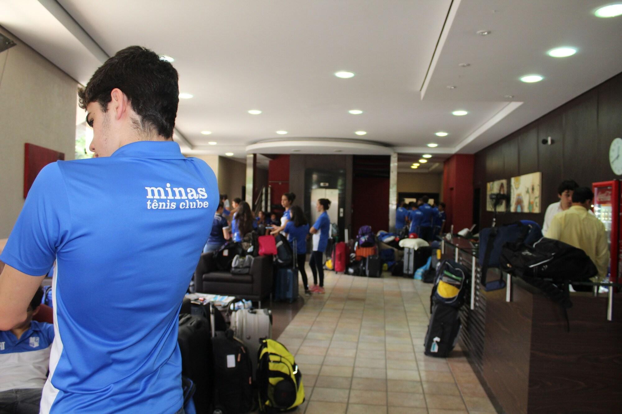 Bar/Salón Hotel Dom Henrique