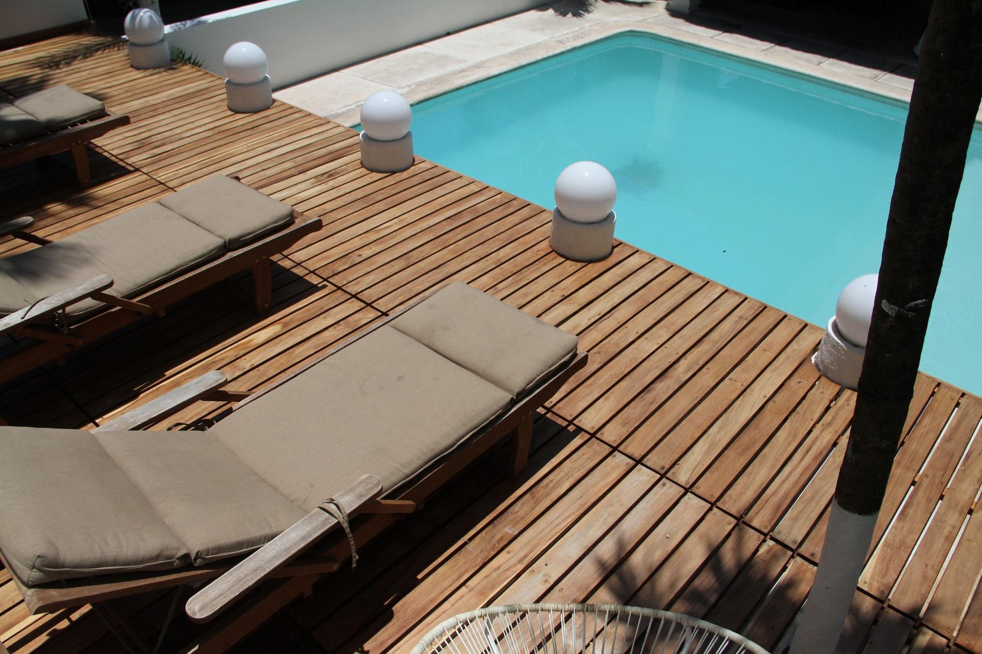 Equipamiento de Habitación Tropical Casablanca Party Zone