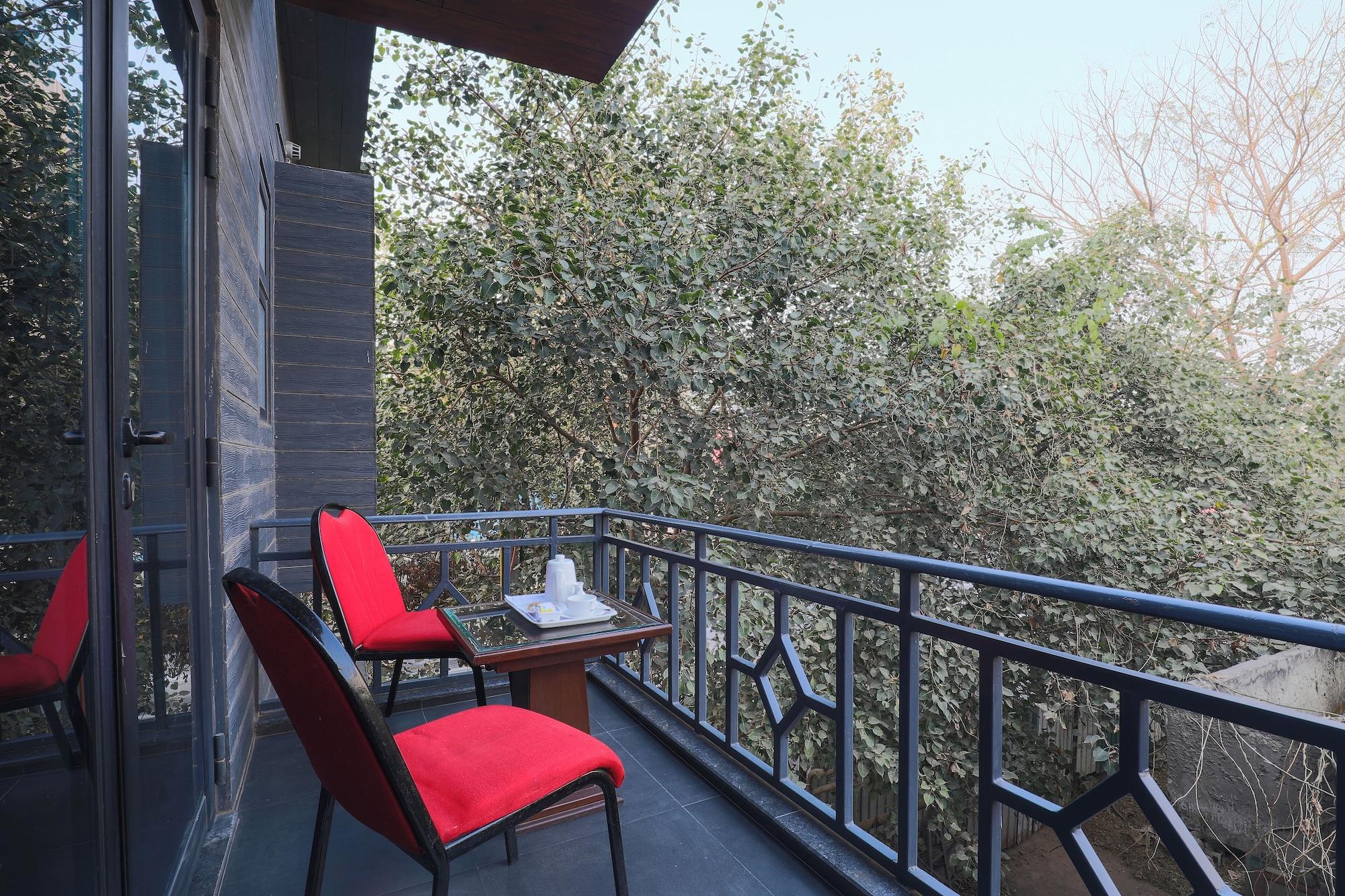 Varios Hotel Blue Stone - Nehru Place