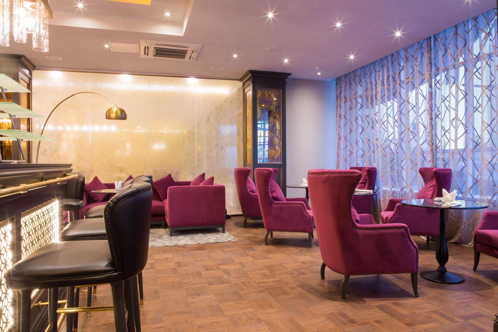Bar/Salón Best Western Plus Astana