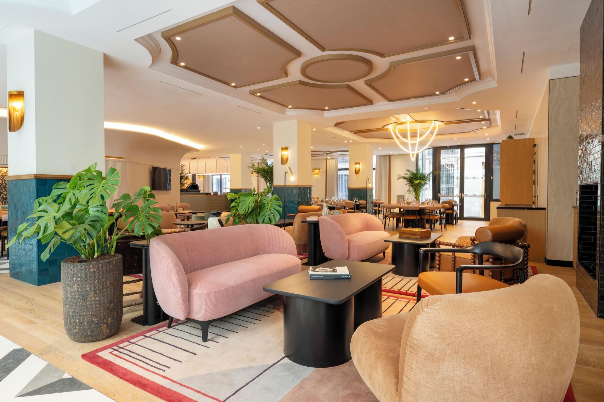 Vista Lobby Urban Hive Madrid