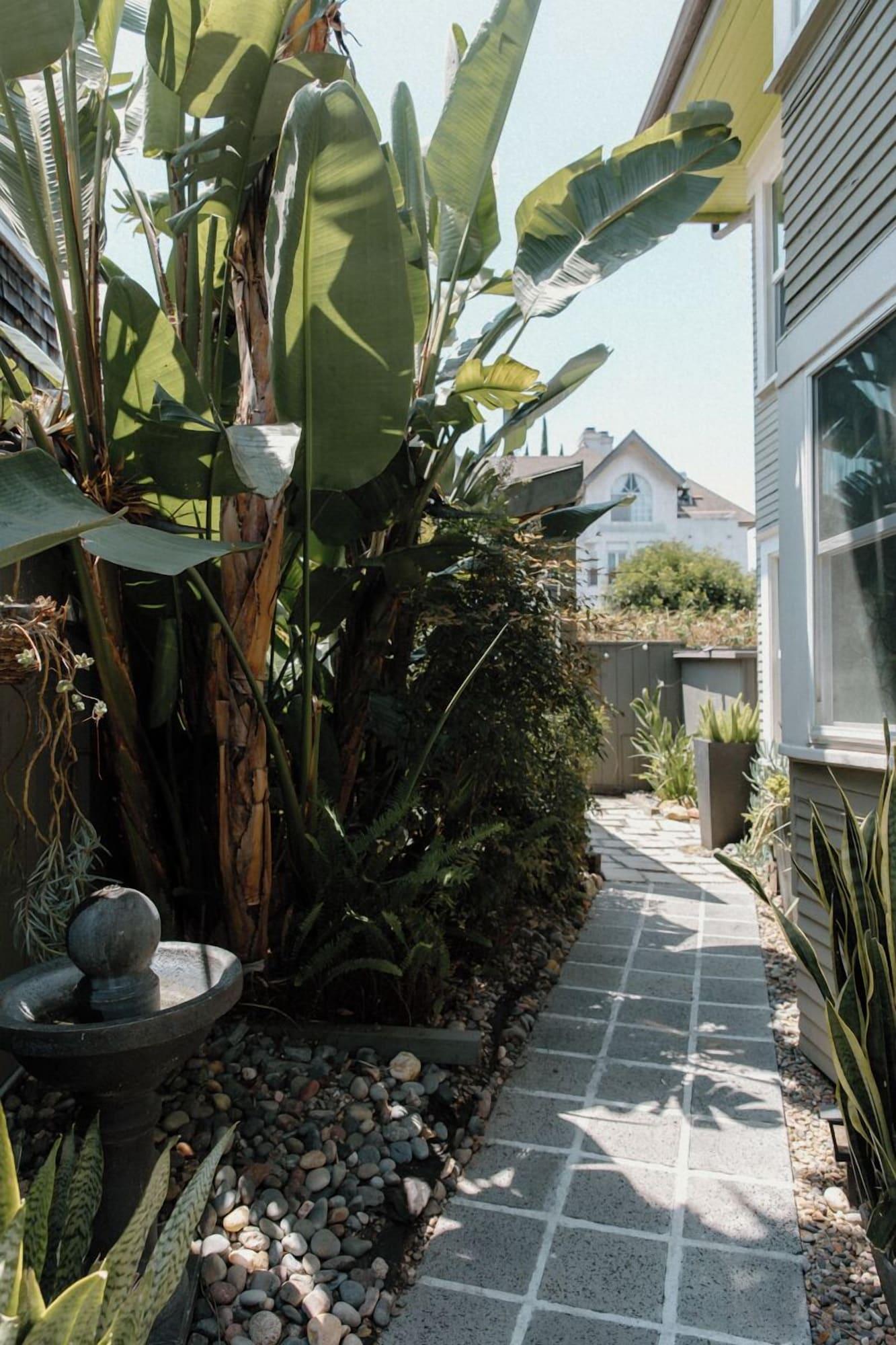 Vista Exterior Outsite San Diego - Golden Hill