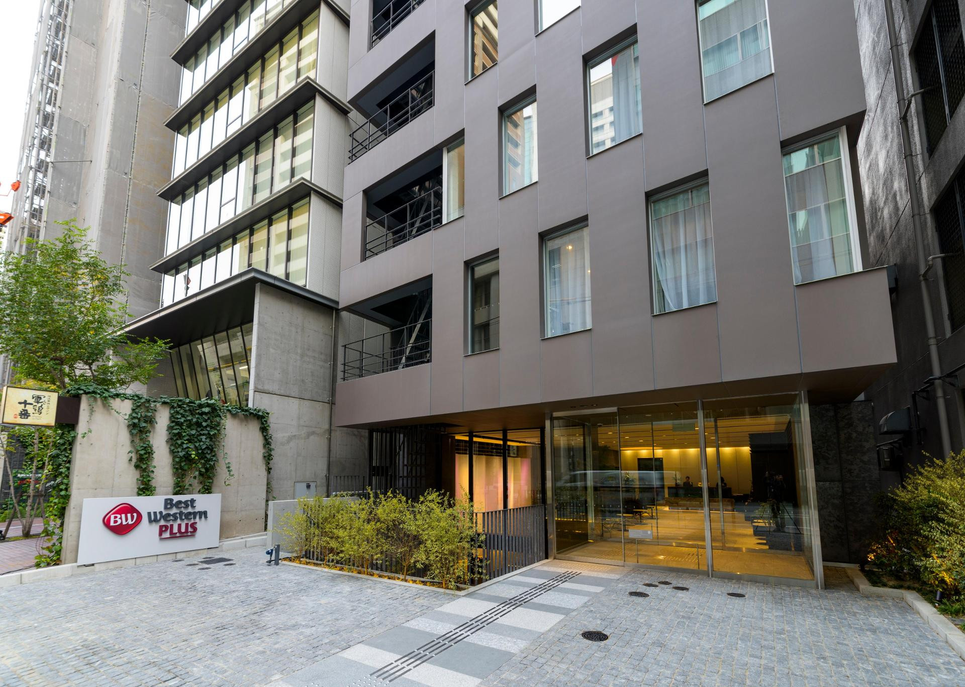 Vista Exterior Best Western Plus Hotel Fino Osaka Kitahama