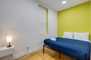 Alquiler Vacacional - Artsy Chicago Abode: Steps to Shops & Restaurants by AllSet Turnover