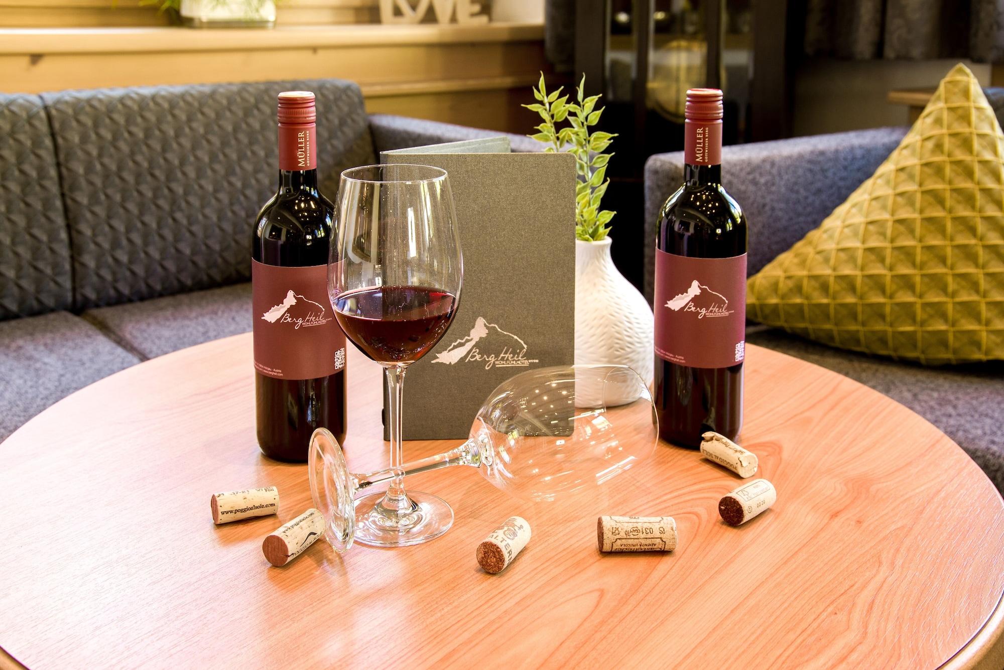 Bar/Salón Wohlfühlhotel Berg Heil