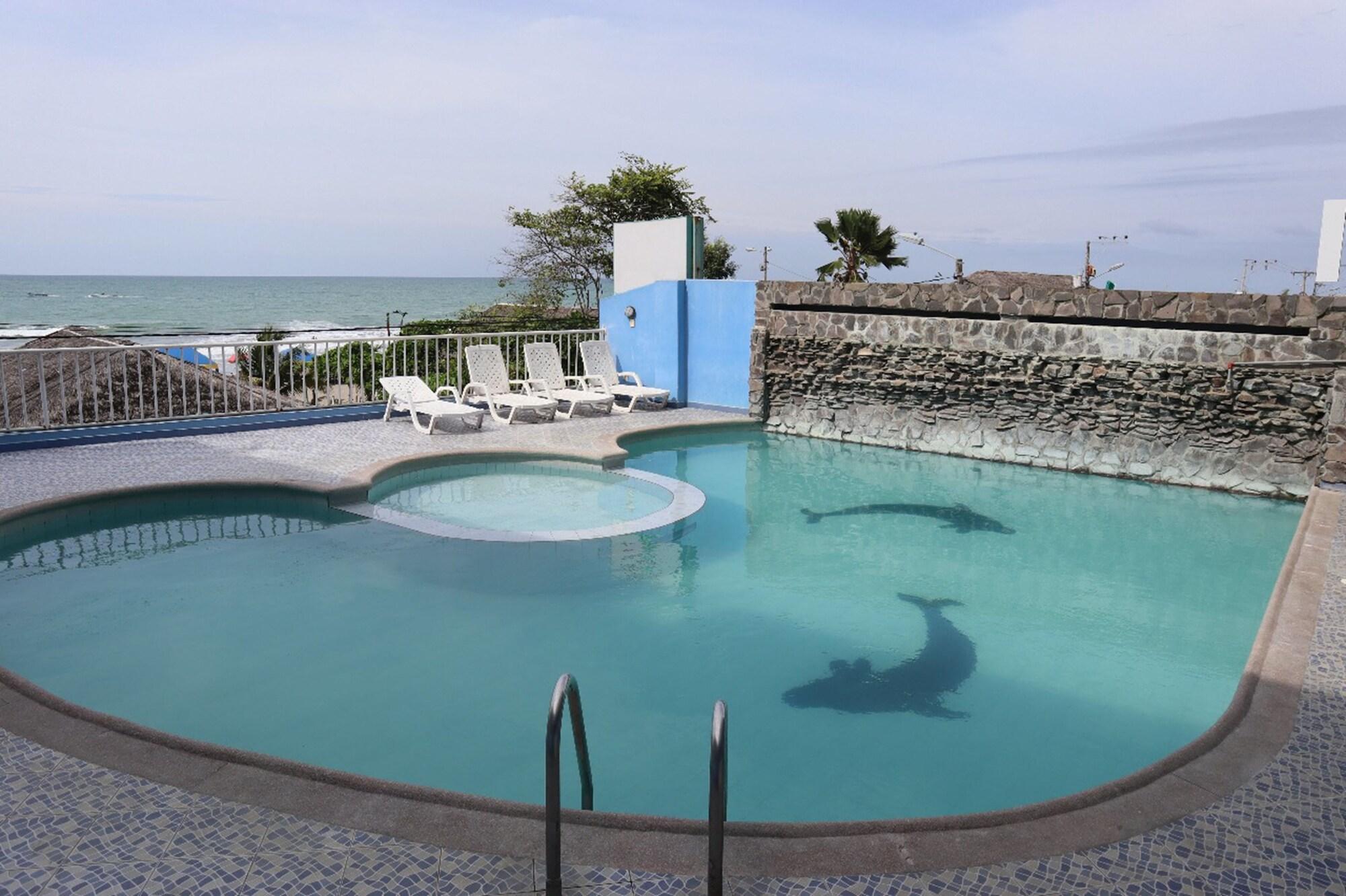 Vista Piscina Hotel Atacames Inn