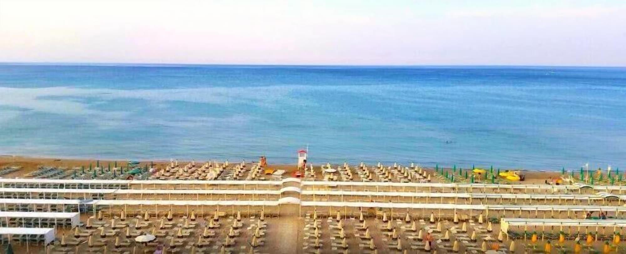 Playa Daniel's Hotel