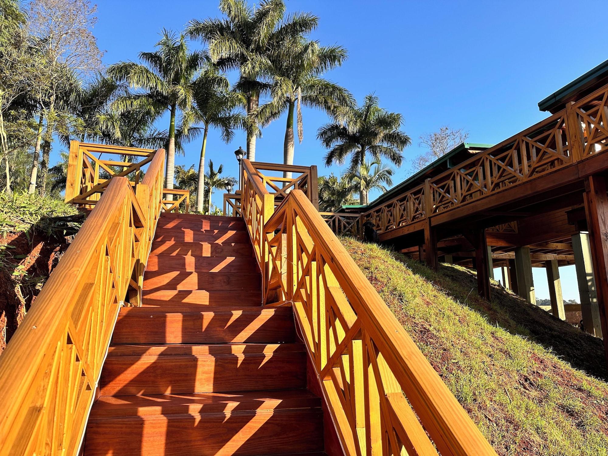 Vista Exterior Costa del Sol Iguazú Suites for couples