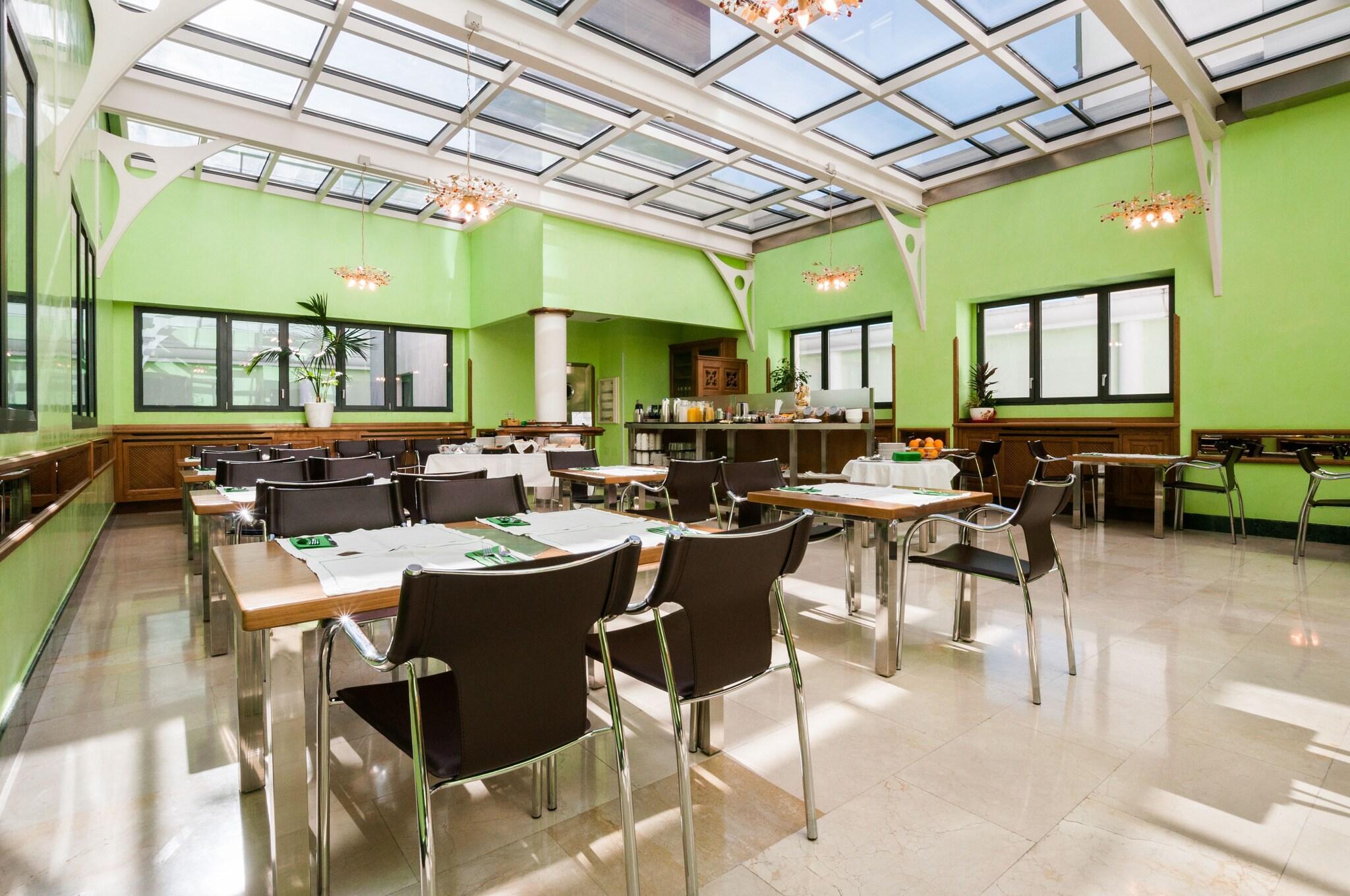 Restaurant Hotel Julia Madrid