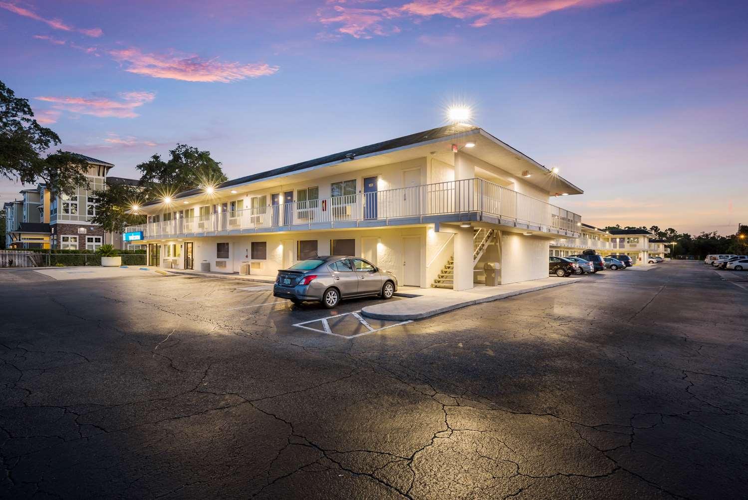 Motel 6 OrlandoKissimmee Main Gate East Kissimmee Hoteles en Despegar