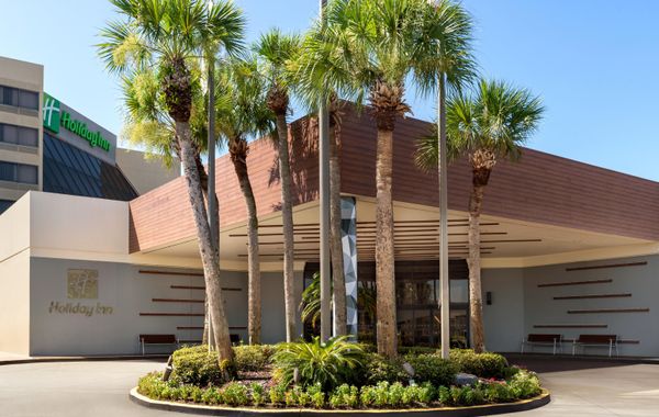 Holiday Inn Orlando Airport,an IHG hotel - Hoteles cerca de Premium Outlets en Orlando