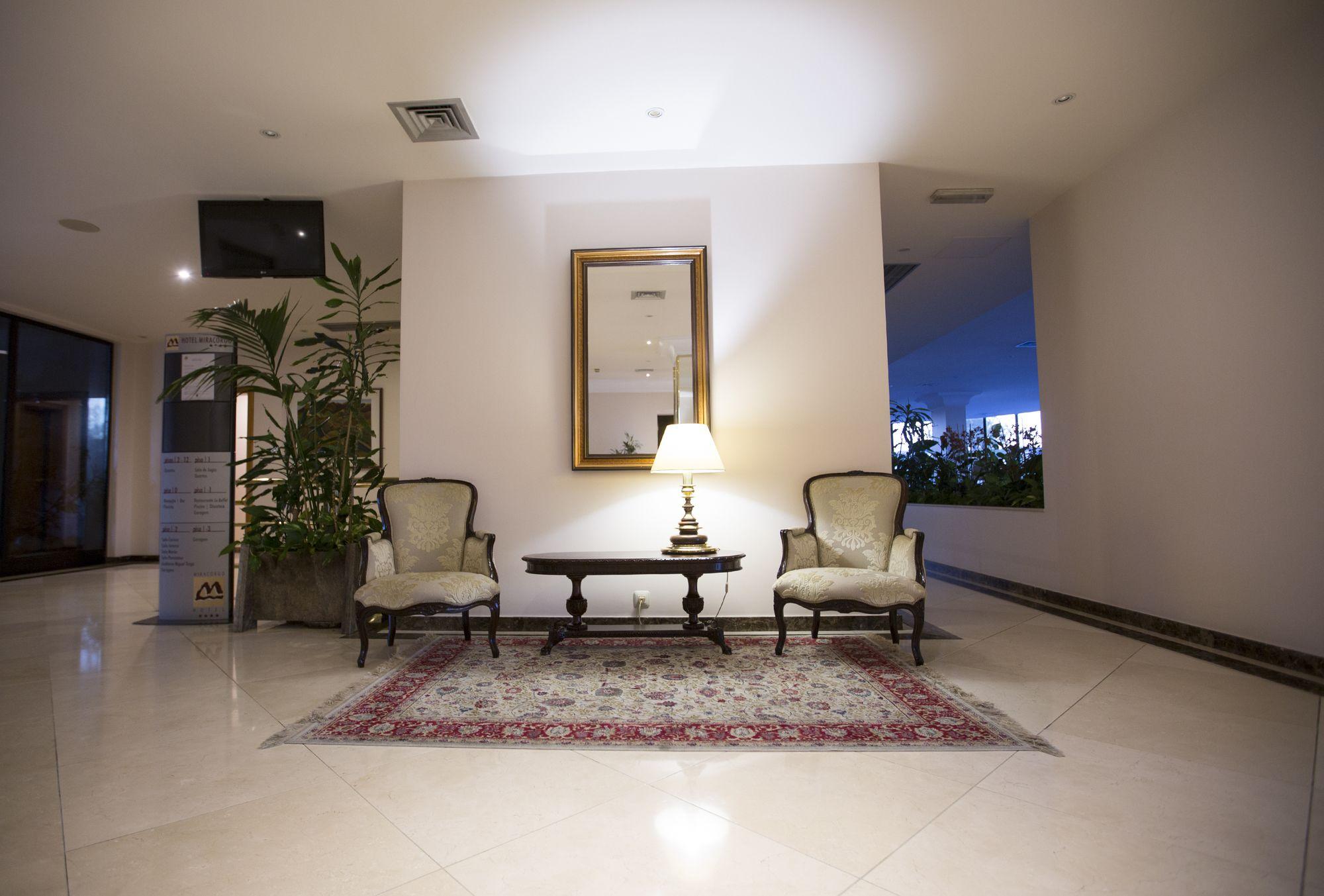 Vista Lobby MiraCorgo