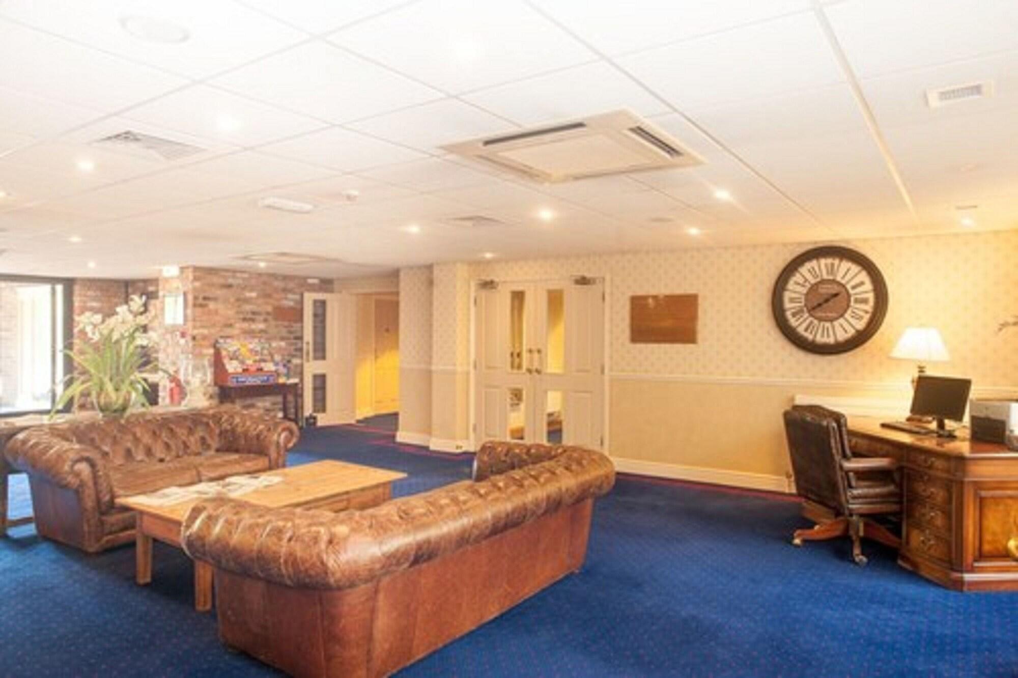 Vista Lobby Woodbury Park Hotel and Golf Club