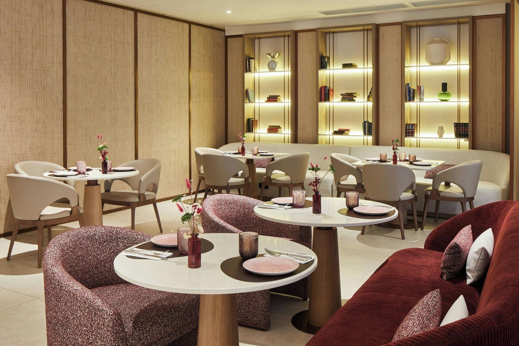 Restaurant Madrid Marriott Hotel Princesa Plaza