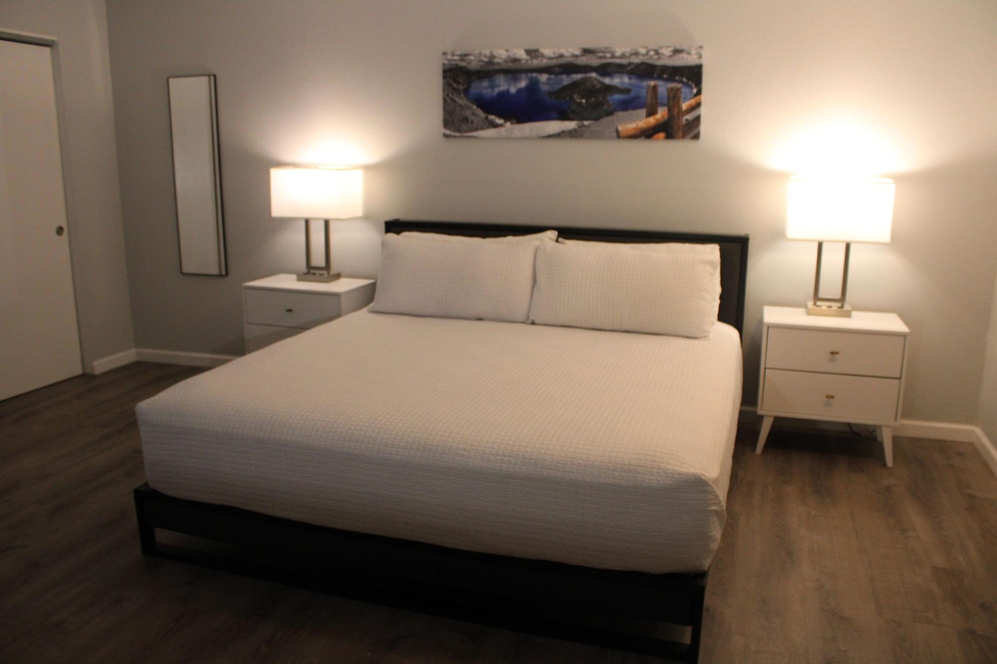 Varios Cerulean Hotel