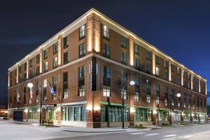 Alojamiento - Courtyard by Marriott Manhattan Aggieville