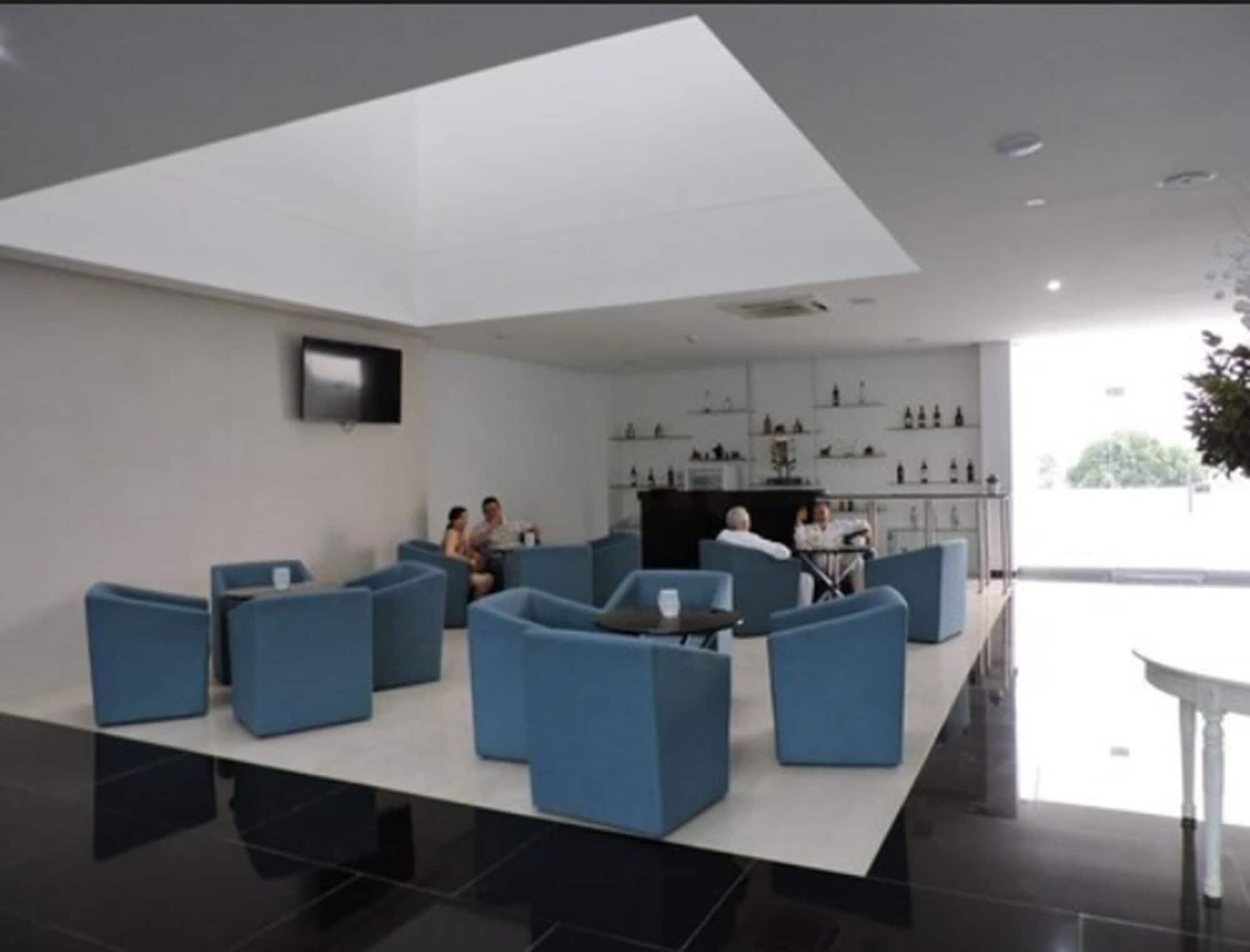 Bar/Salón Hotel Malibu