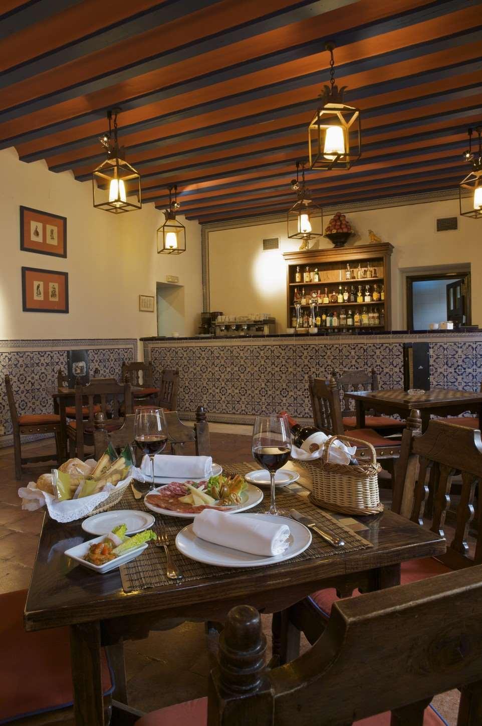 Bar/Salón Parador de Chinchón