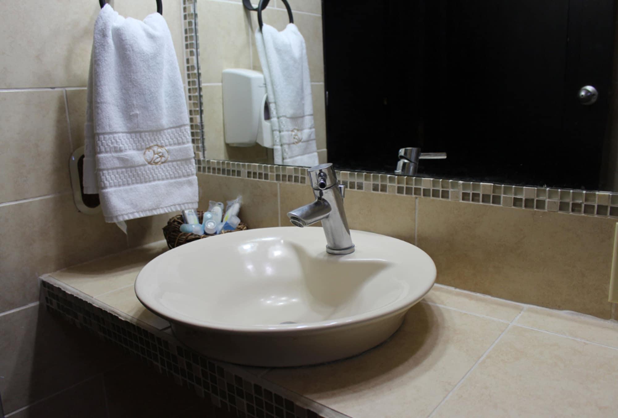 Equipamiento de Habitación Hotel Hacienda Gualiqueme