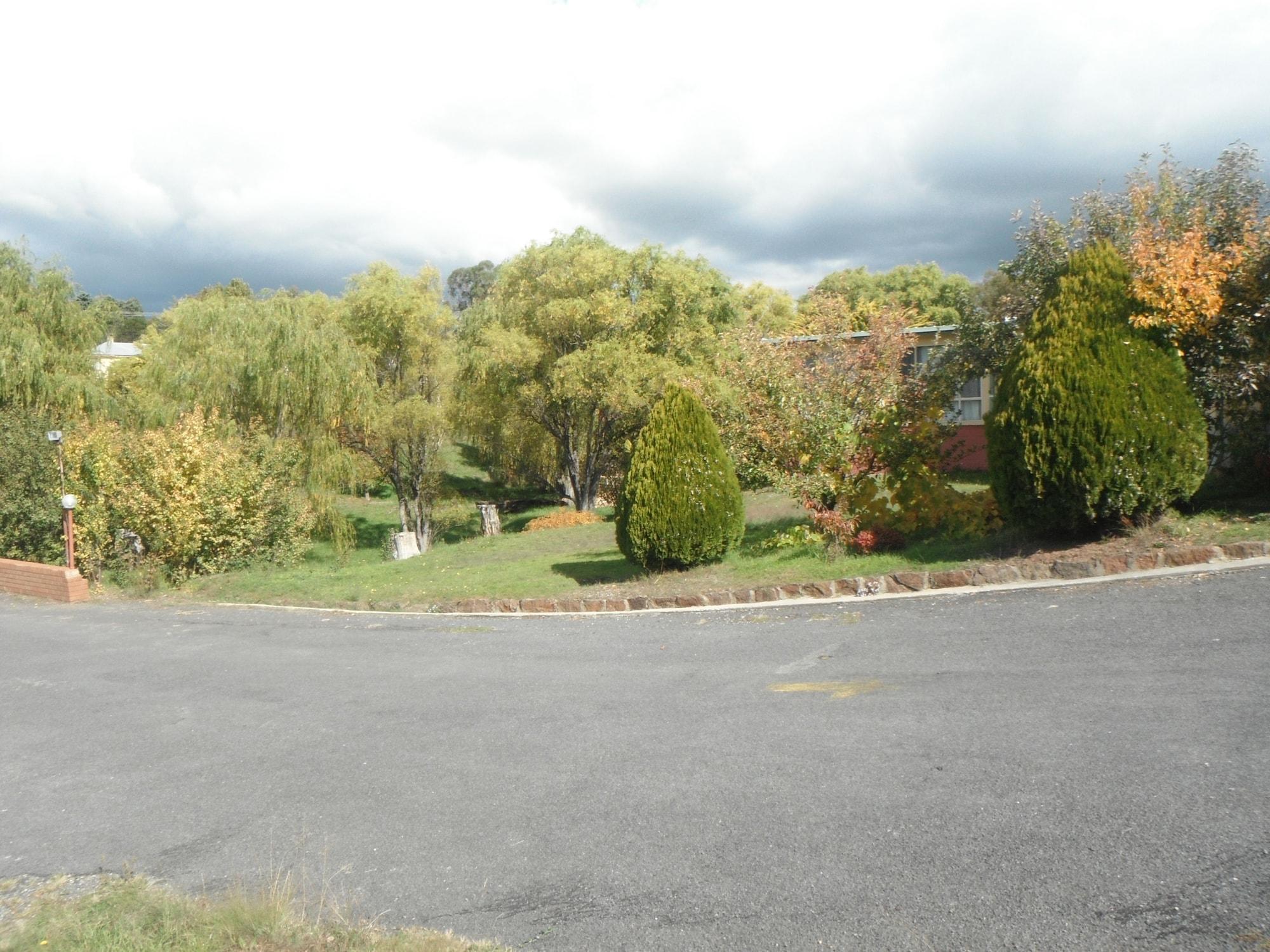 Vista Exterior Cooma Country Club Motor Inn