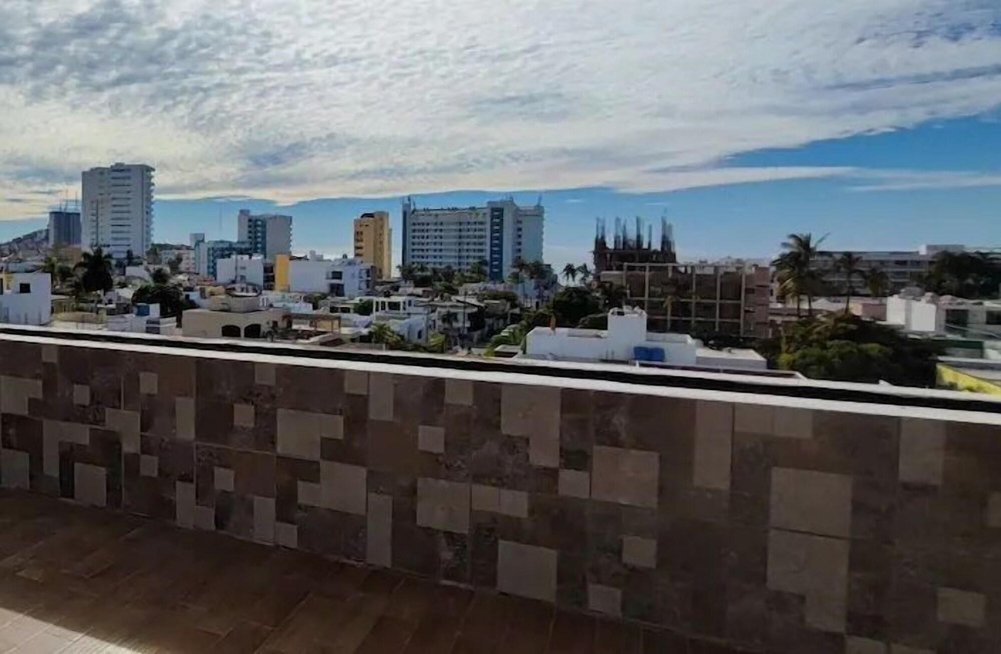 Varios Condos FRP