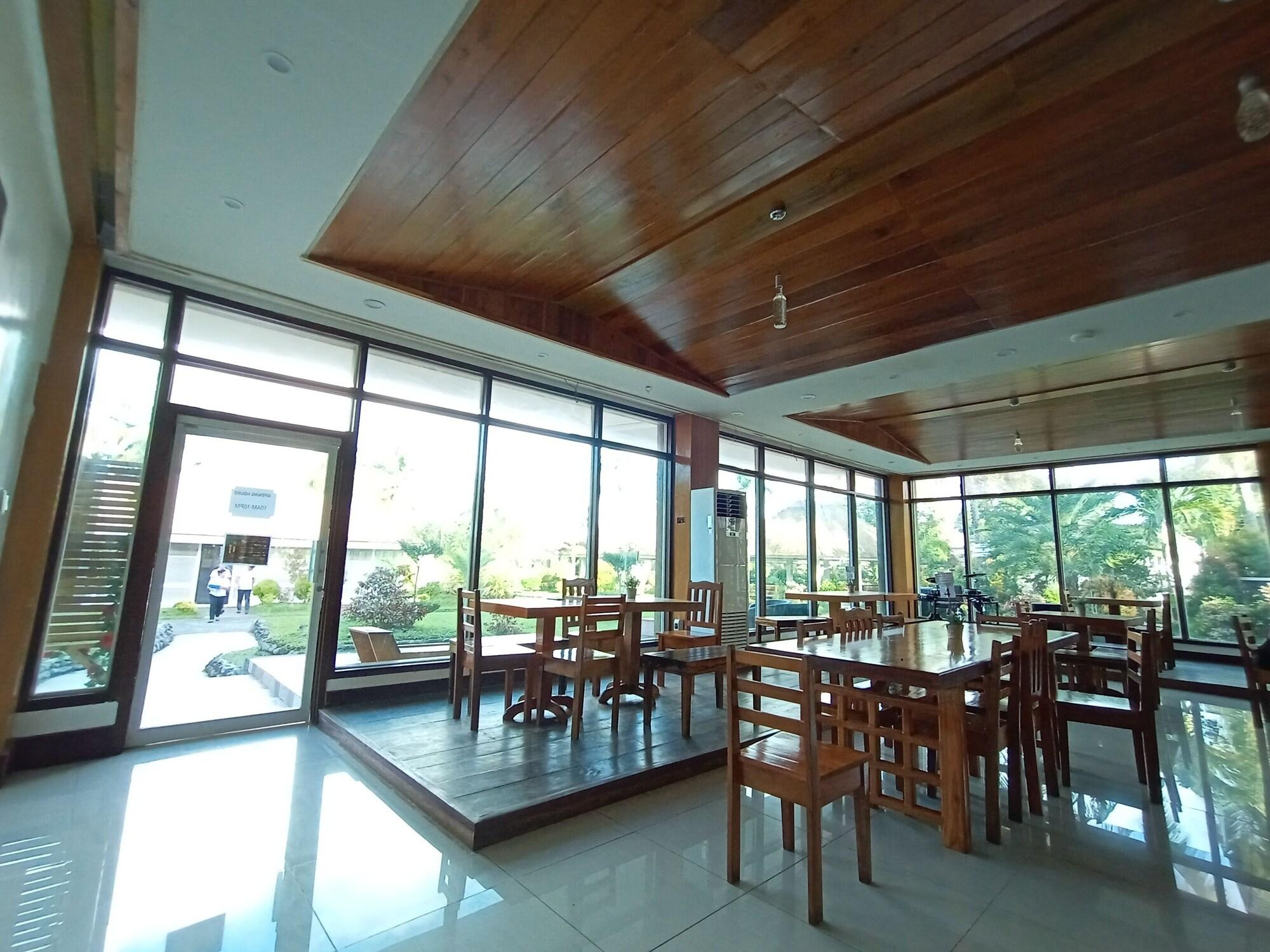 Restaurant San Pedro Country Farm Resort Inc