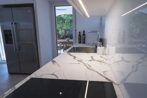 Alquiler Vacacional - Modern villa with heated private pool, 100 m distance from the sea