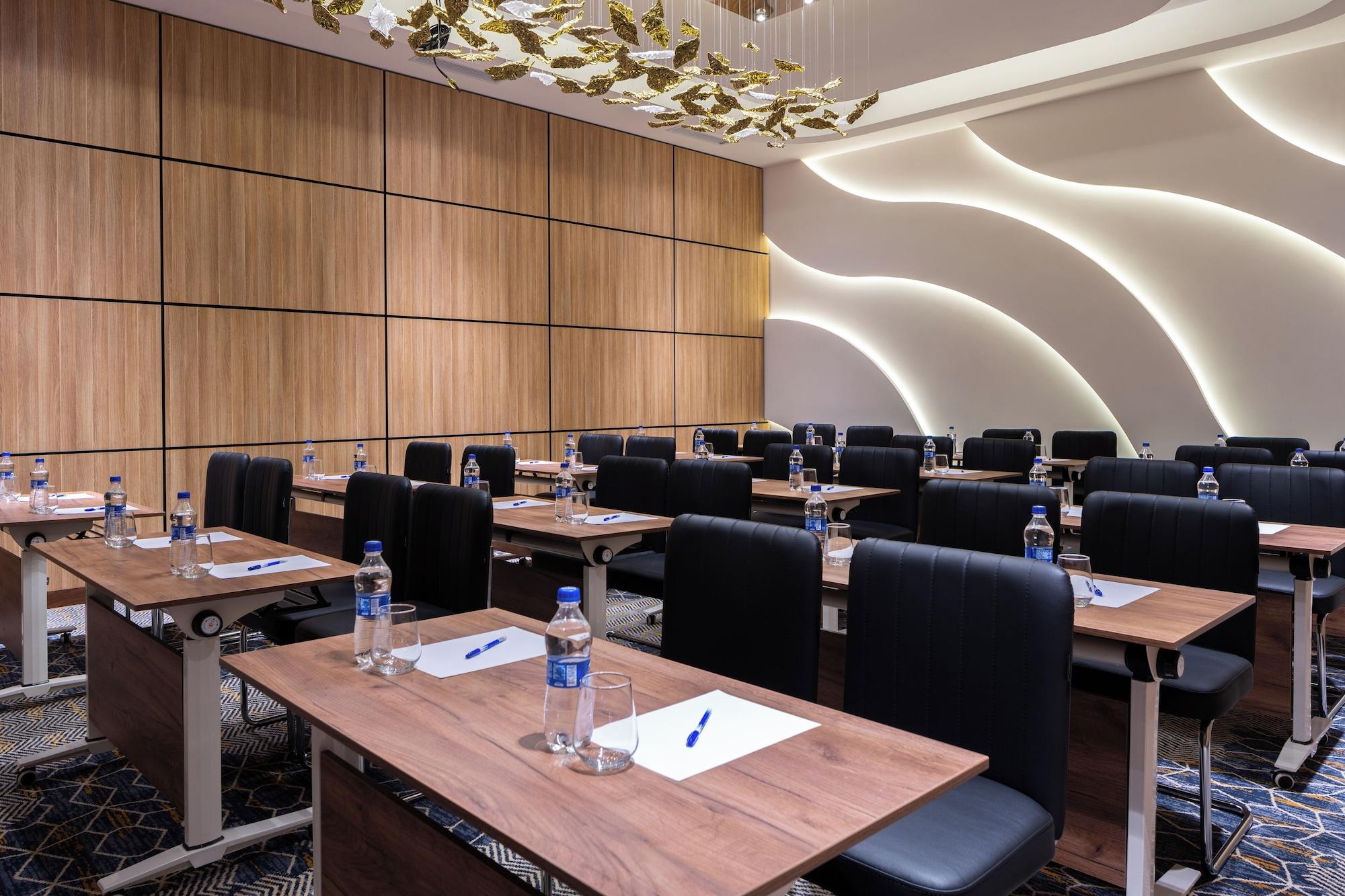Sala de Reuniones FRANKFORT Expo Tashkent