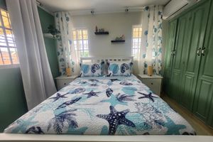 Alquiler Vacacional - 2-bdrm Penthouse apt, private rooftop with Bay views, AC, WiFi, BBQ, Parking ++