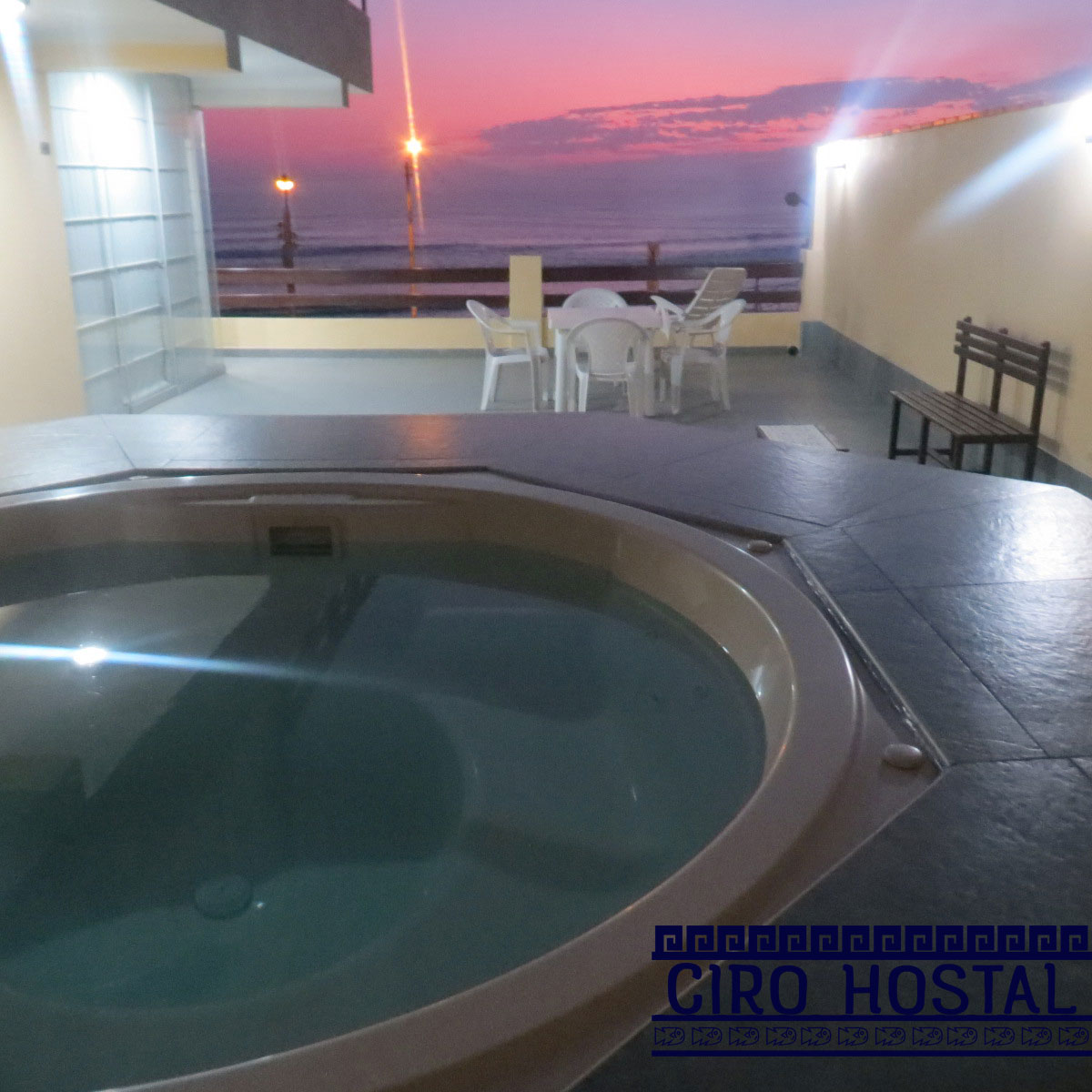 Vista Piscina CIRO HOSTAL