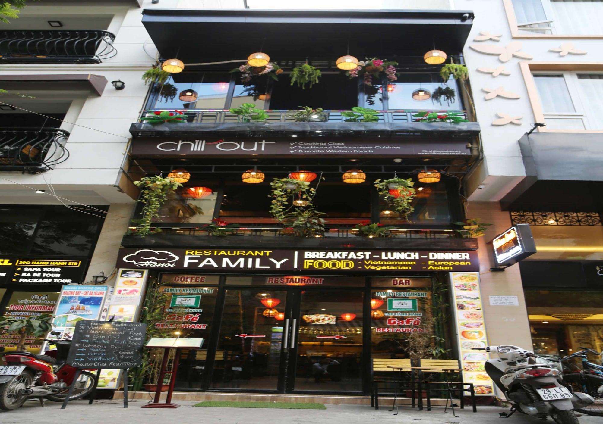 Restaurant Family Holiday Hotel