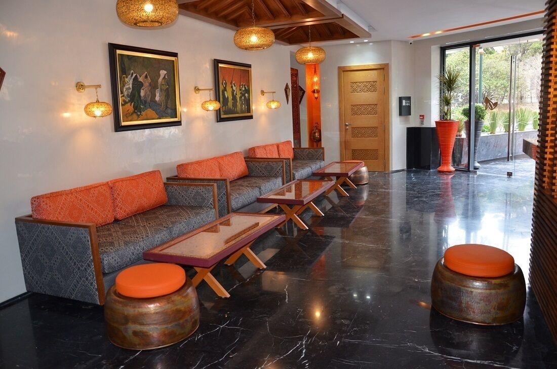 Vista Lobby Hotel Villa Aralia