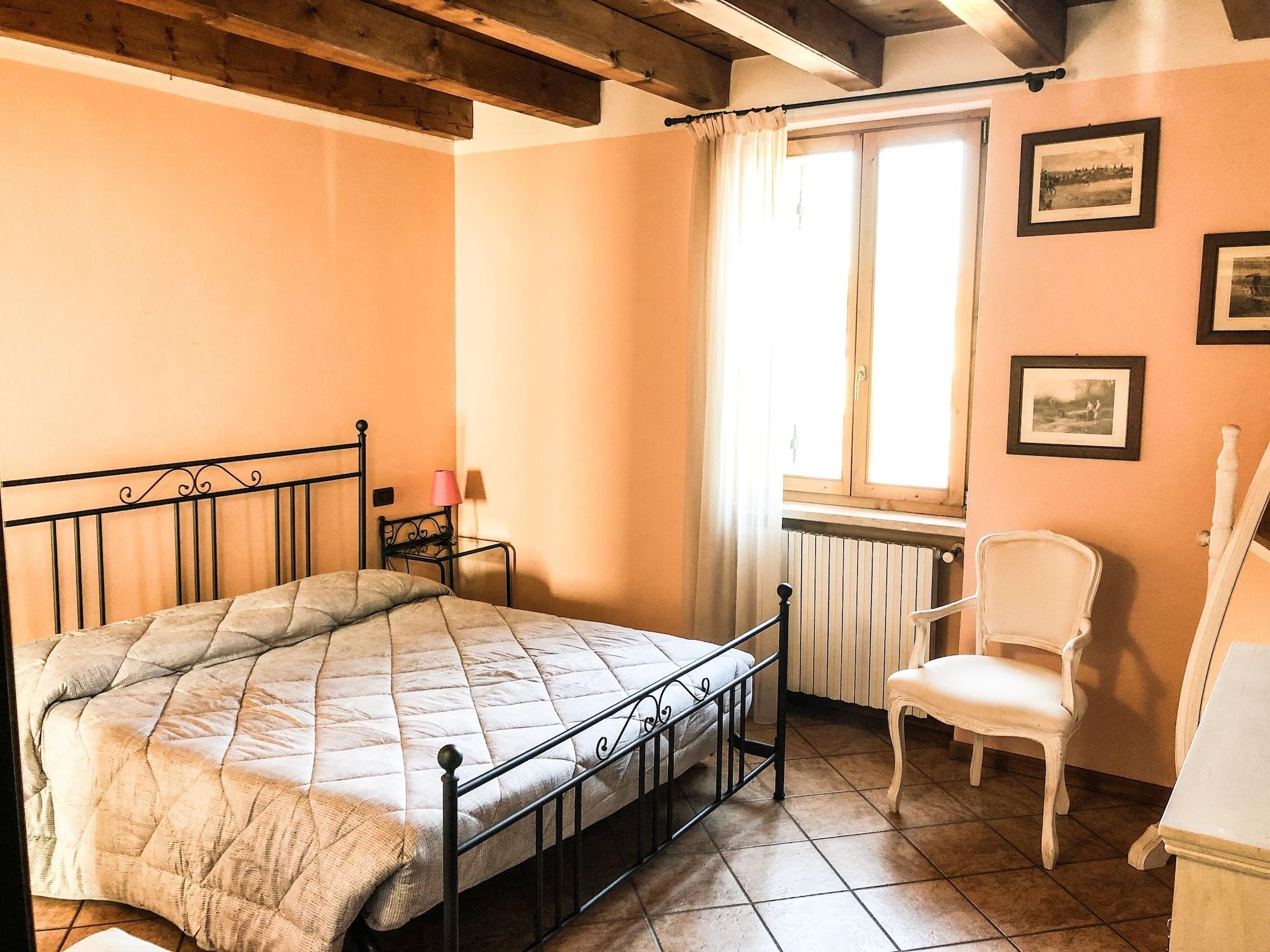 Varios Le Finestre su Borghetto