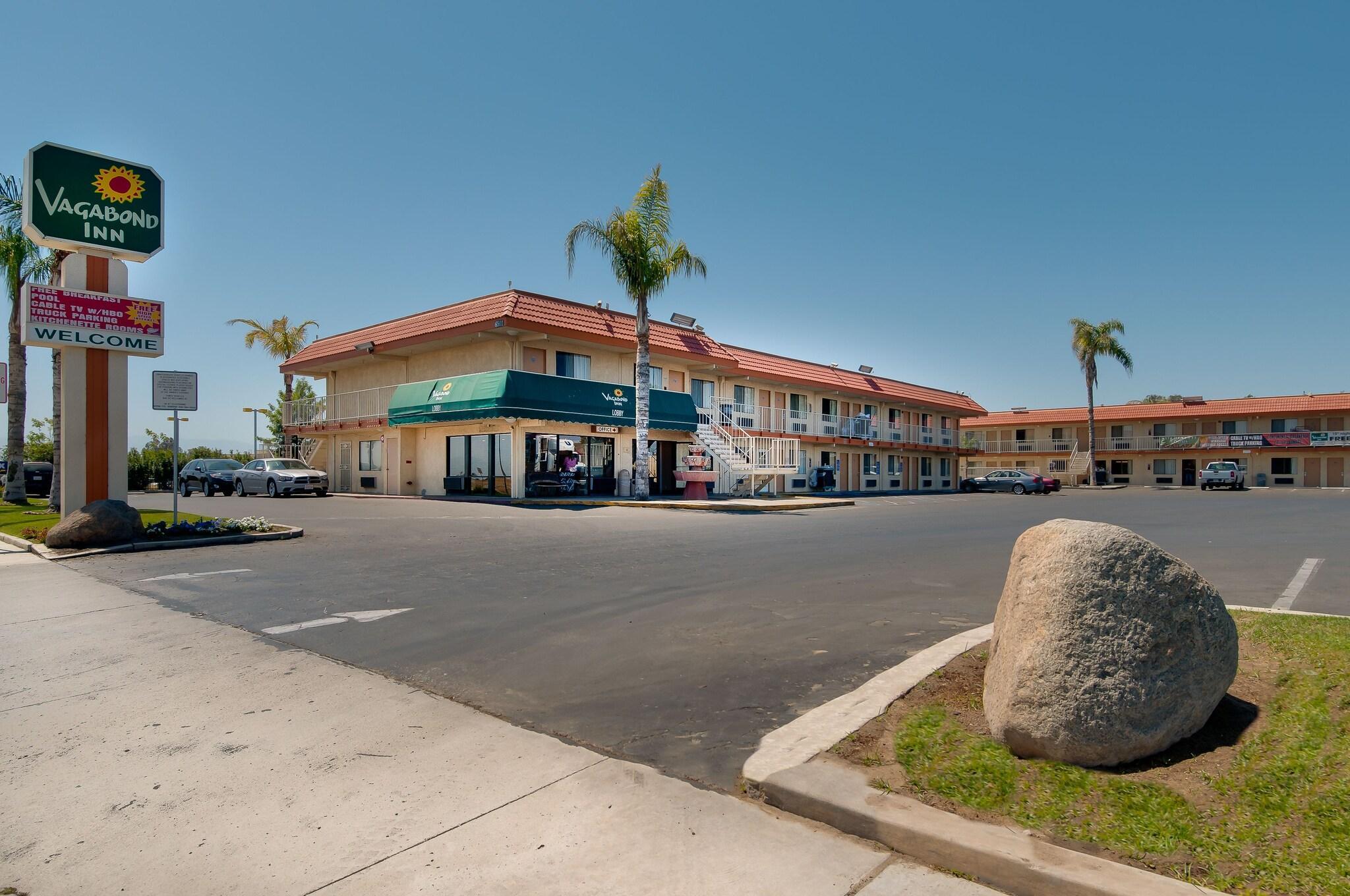 Vista Exterior Vagabond Inn Bakersfield South