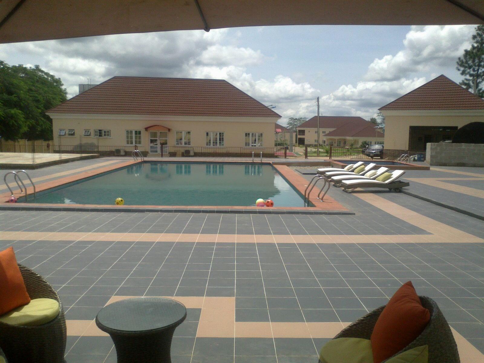 Vista Piscina Jorany Hotel Resort Ikom