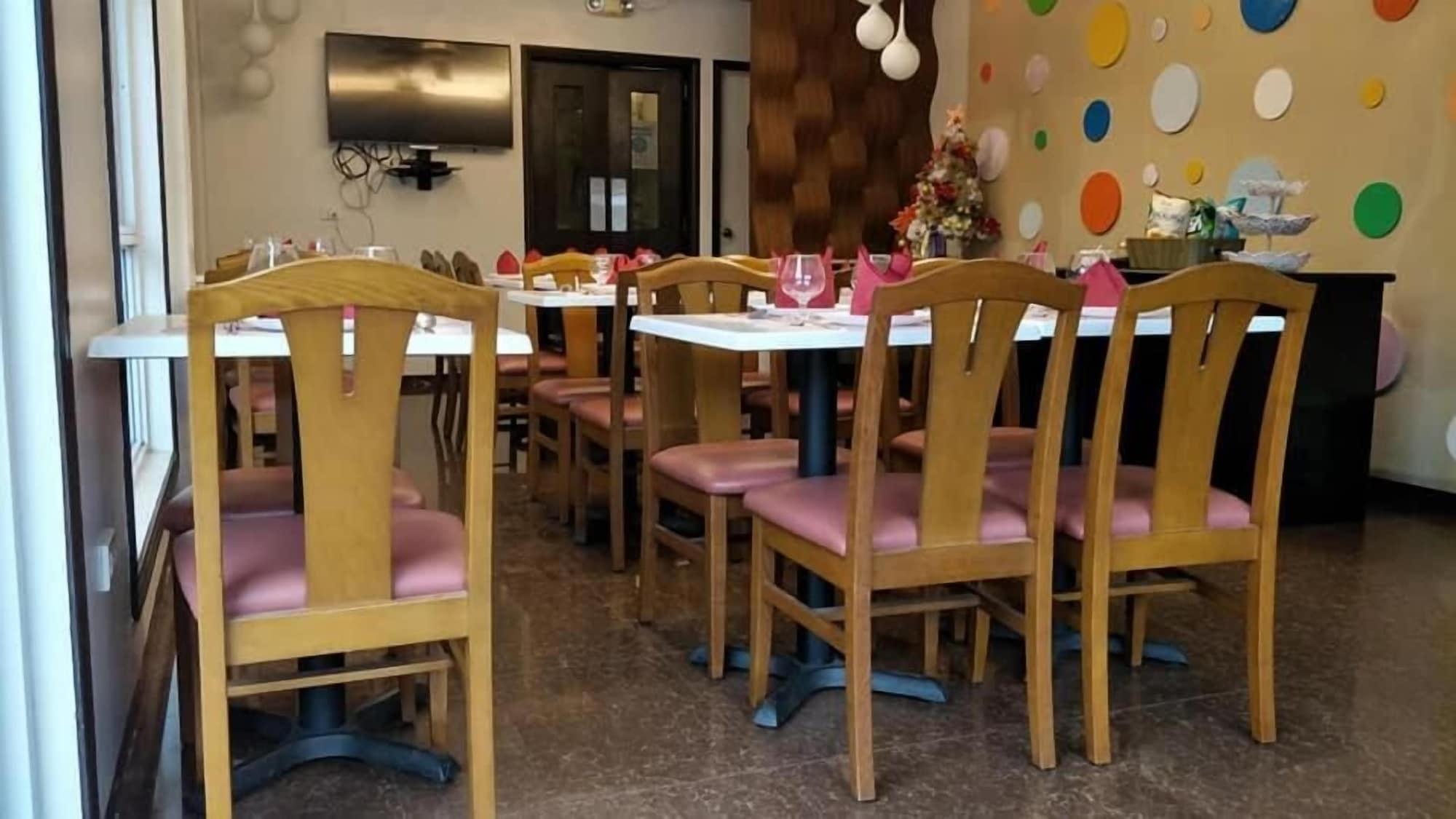 Restaurant Dumdum  Residences