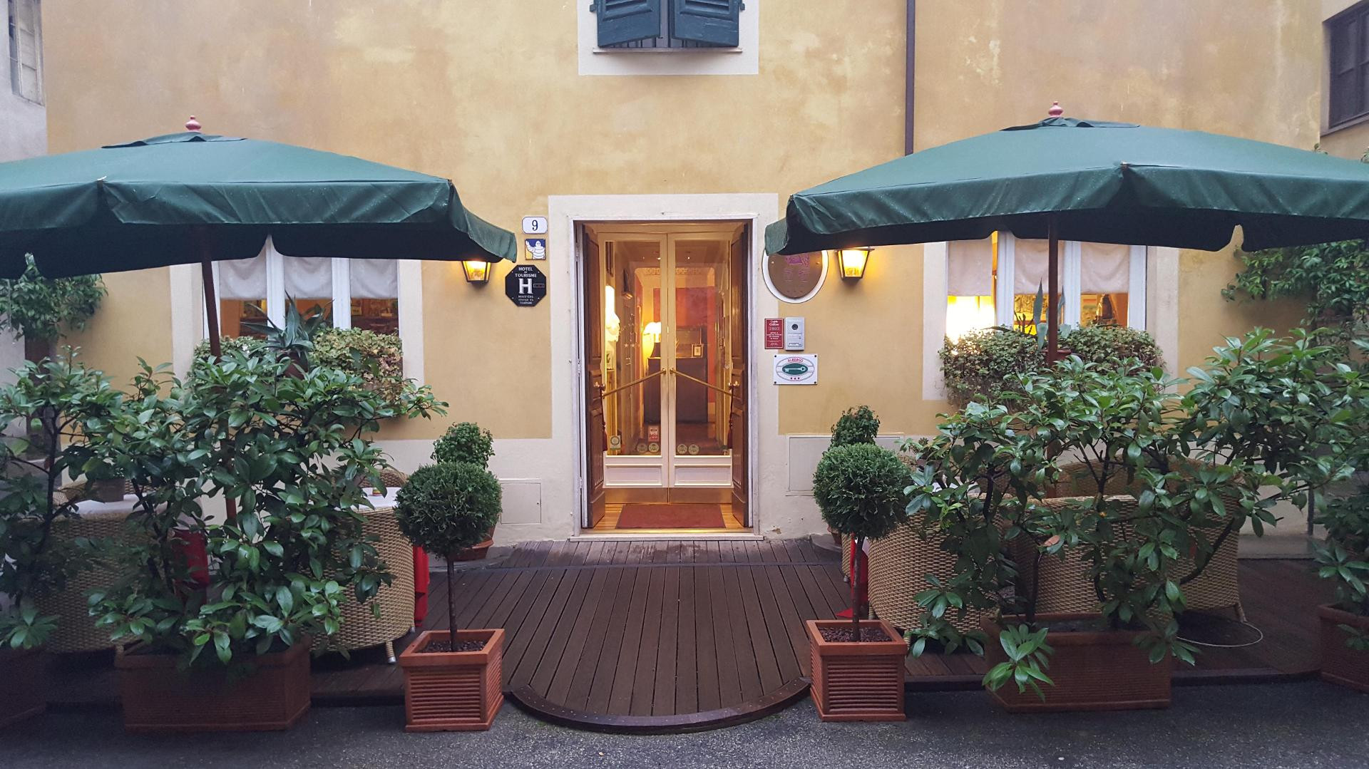 Vista Exterior Albergo San Martino