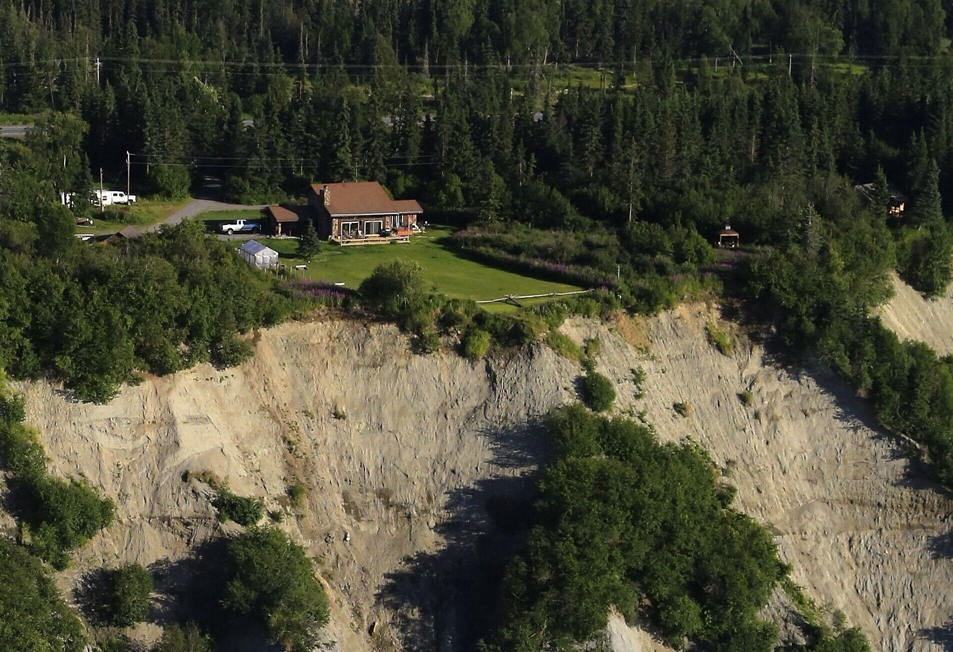 Vista Exterior Clam Gulch Lodge