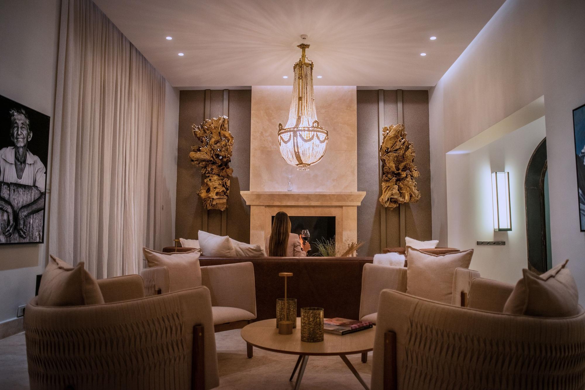 Vista Lobby Susana Balbo Winemaker's House