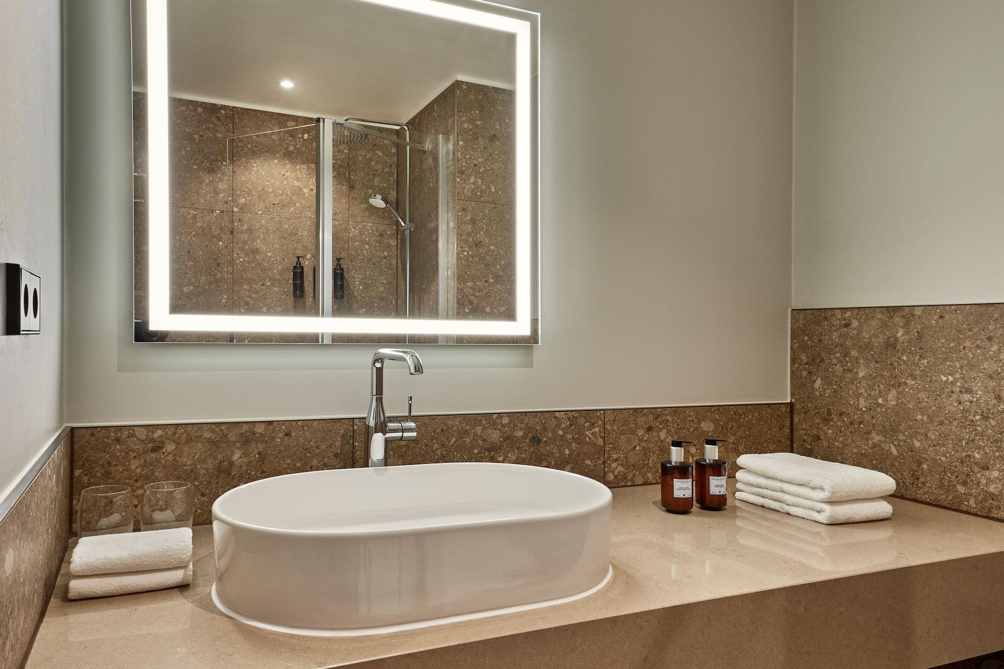 Baño Residence Inn by Marriott Munich Central