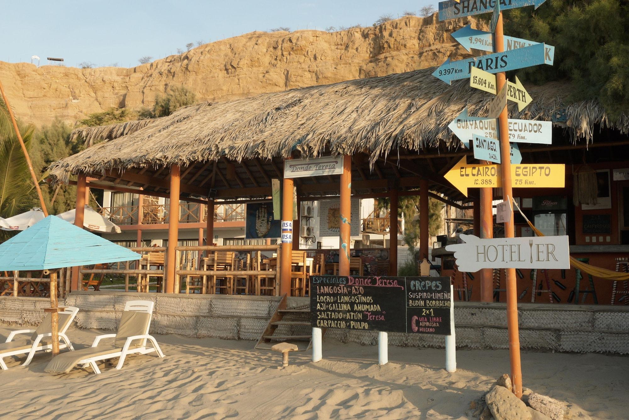 Playa Hotelier Arte y Cocina