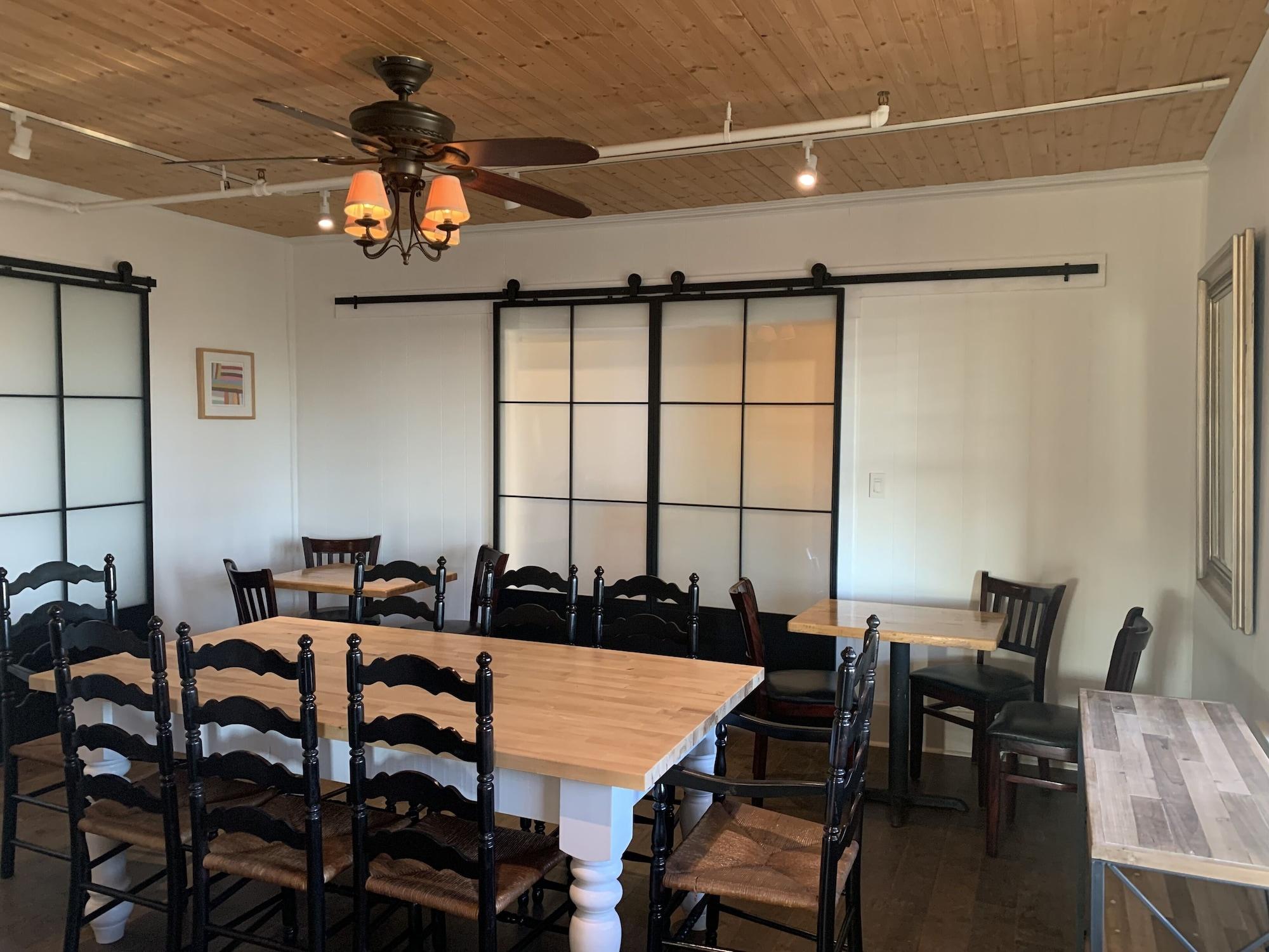 Sala de Reuniones Woodbridge Inn & Tavern