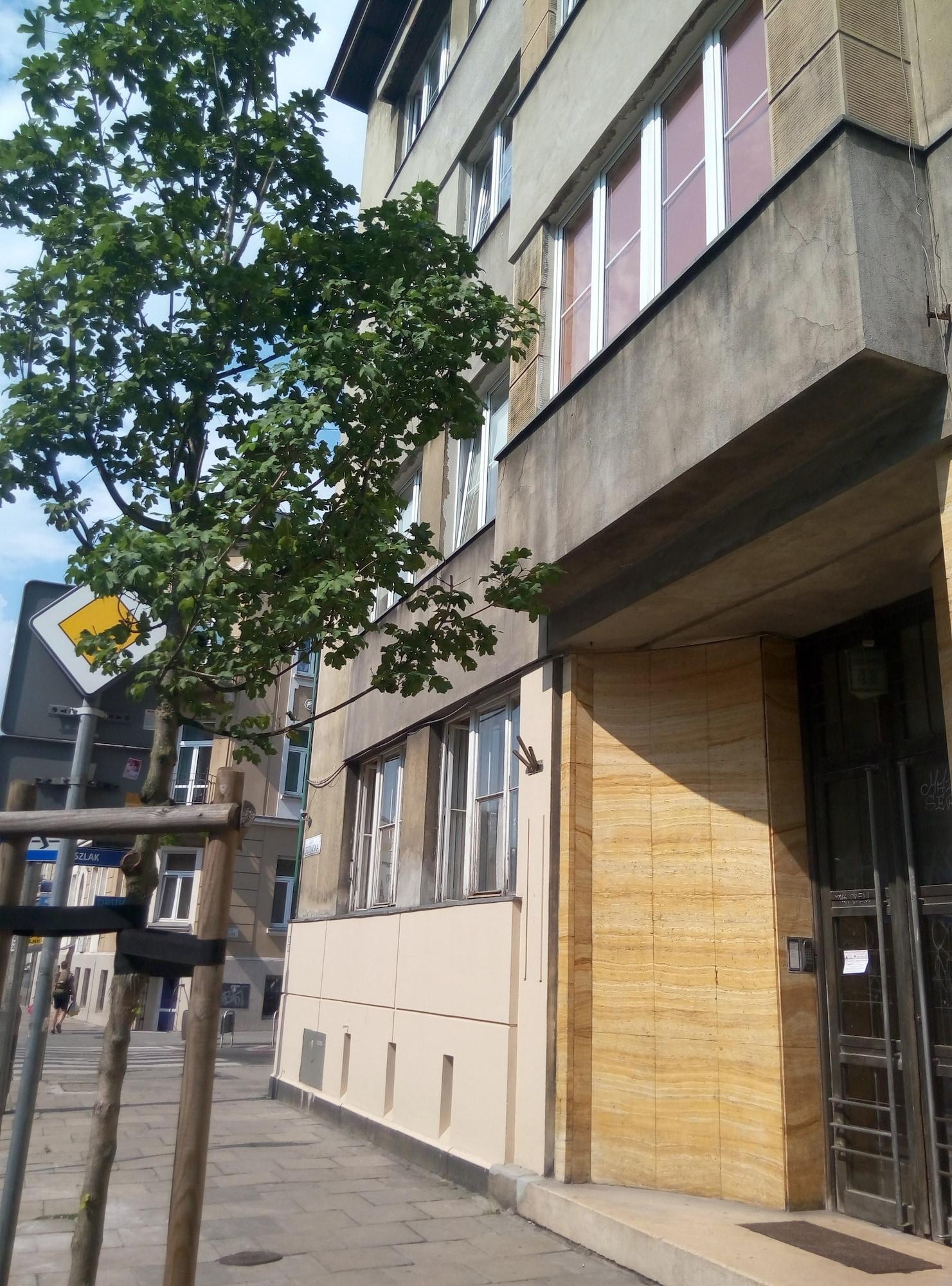 Vista Exterior Lorf Hostel&Apartments
