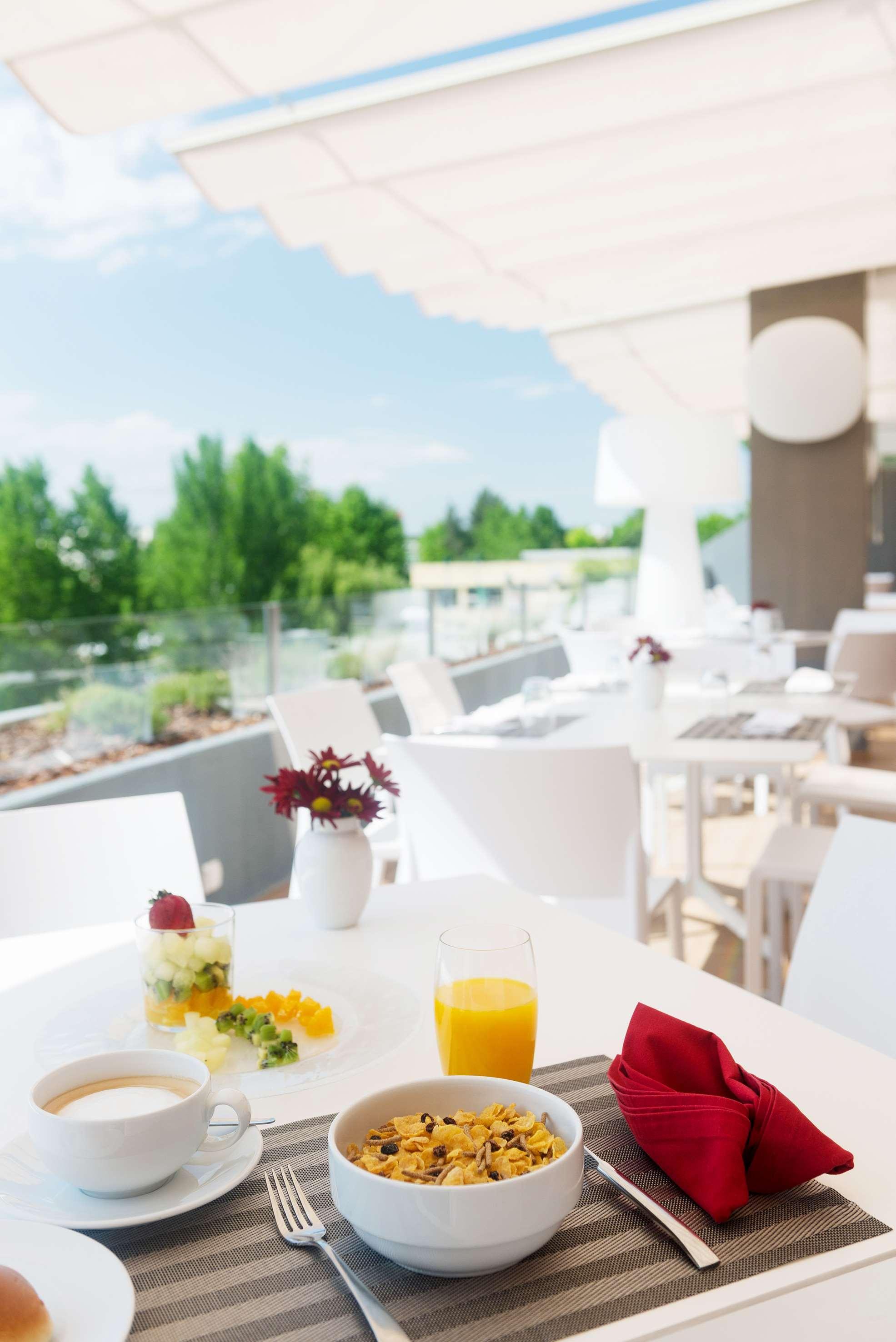 Restaurant Hotel Coimbra Aeminium, Affiliated by Meliá